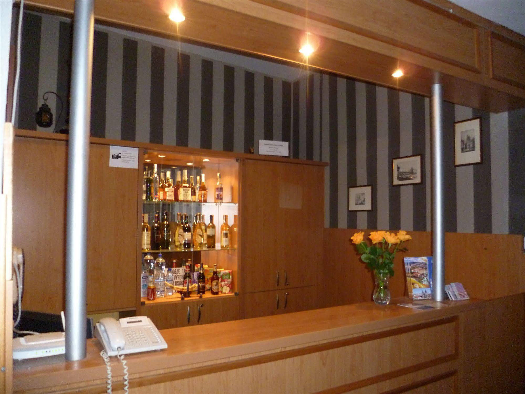 Aladin Praha Hotel Exterior photo